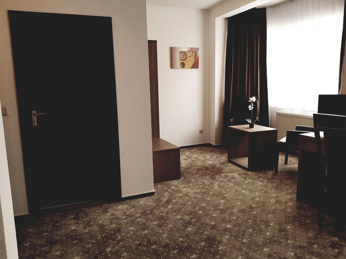 Hotel Dormir Moers Kültér fotó